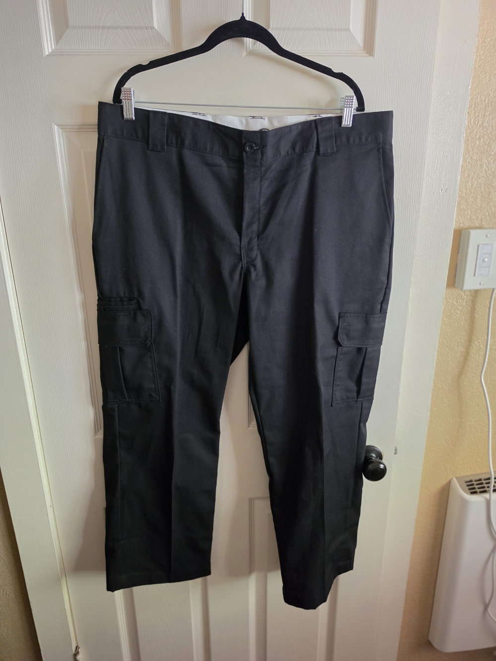 Dickies Flex Men's Black Cargo Pants - Classic Workwear Style